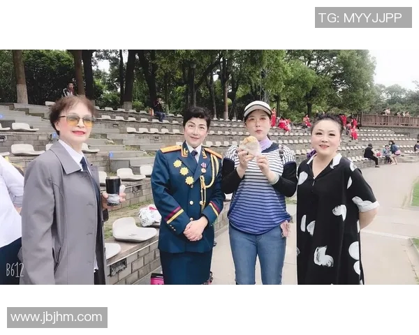 南京街舞队意识形态的深度对比与文化影响探讨